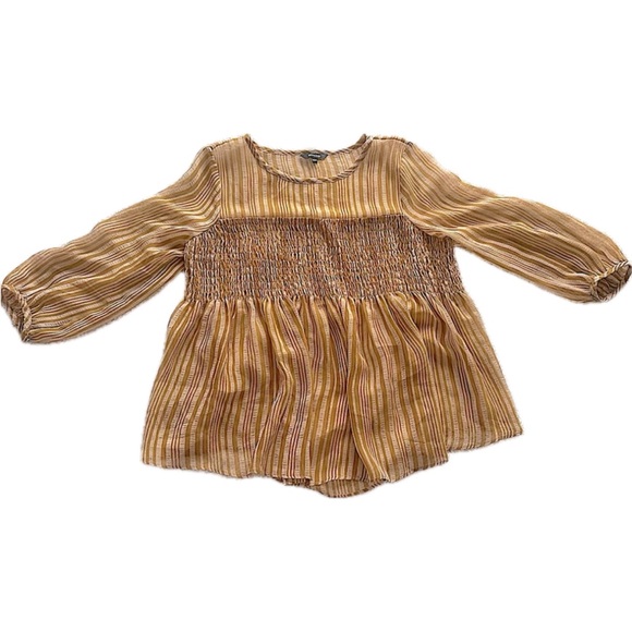 RW&CO smocked top with stripe patterns and puffy sleeves - Picture 4 of 5